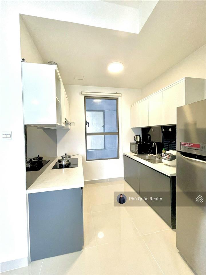 Bán căn hộ 3pn 89m2 giá chỉ 8,3 tỷ  the sun avenue, full nt  có sẵn hđt thu lợi nhuận ngay