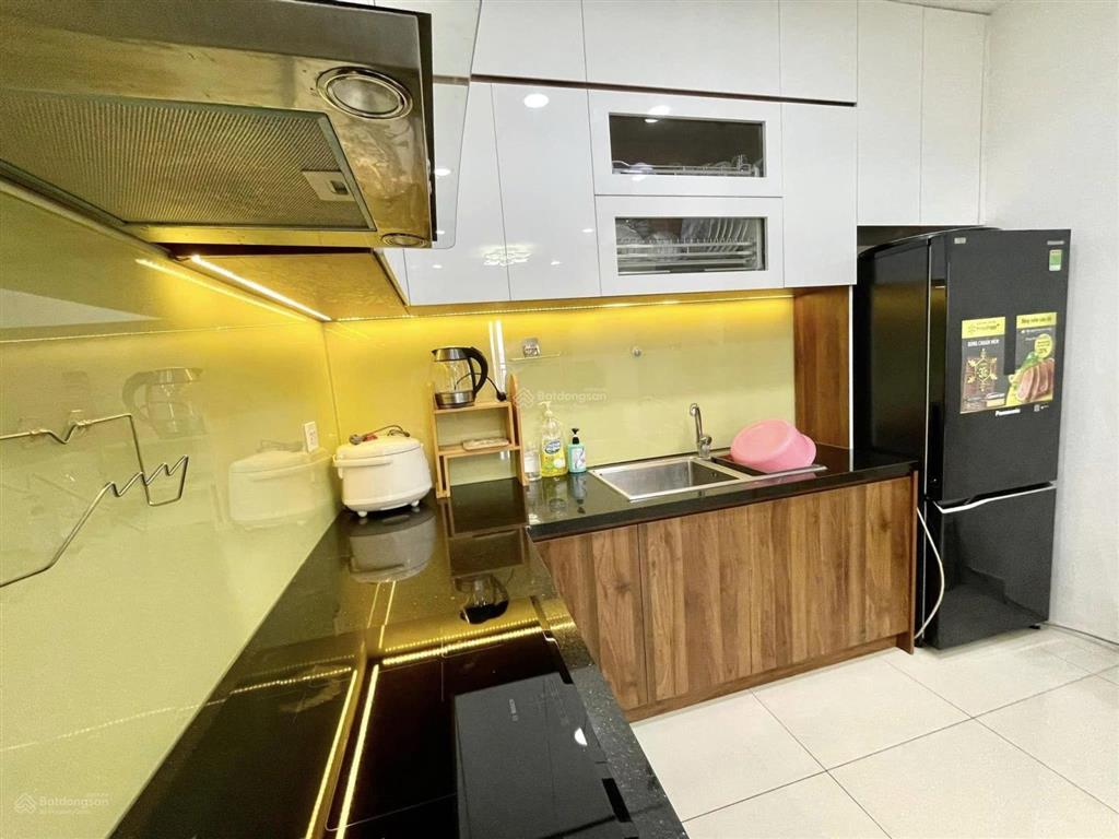 Bán gấp 2pn full nội thất giá chỉ 6,950 tỷ  có sổ tại the sun avenue, quận 2