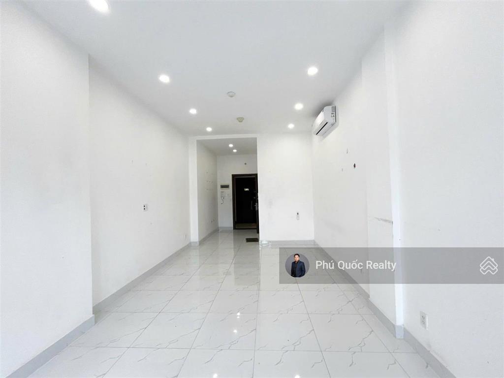 Cho thuê văn phòng làm việc officetel 11 triệu  có ban công, the sun avenue, 38m2
