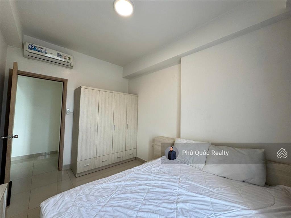 Cho thuê giá cạnh tranh 2 phòng ngủ  1wc the sun avenue, 15 triệu nội thất đầy đủ