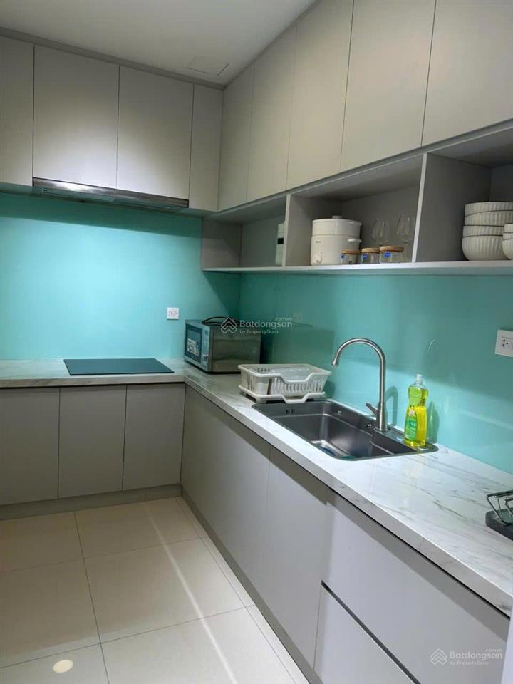 Cho thuê giá cạnh tranh 1 phòng ngủ  1wc the sun avenue, 15 triệu nội thất đầy đủ