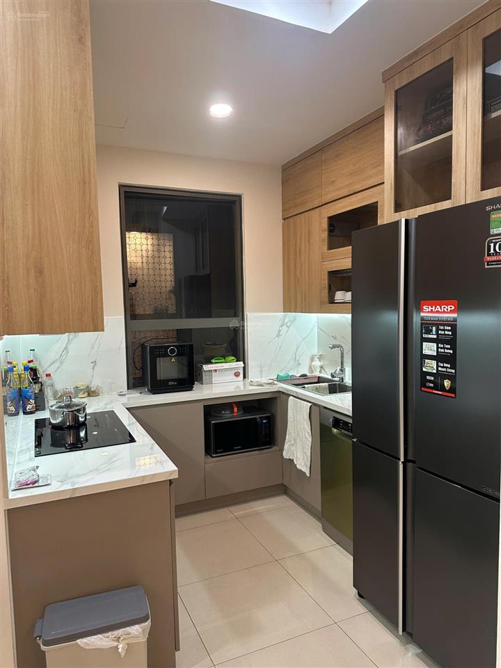 Cần cho thuê 3 phòng ngủ full nội thất xịn chỉ 26 triệu/tháng  the sun avenue