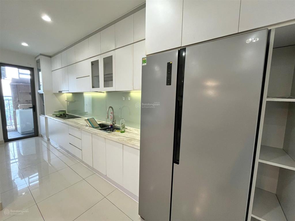 Cho thuê 3pn diện tích lớn 109m2 the sun avenue giá 26tr/tháng