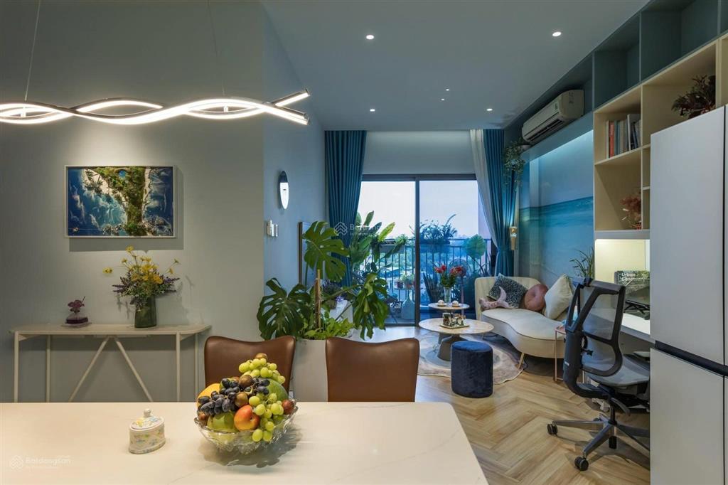 Bán căn hộ 2pn full nội thất cao cấp view sông  có sổ the sun avenue