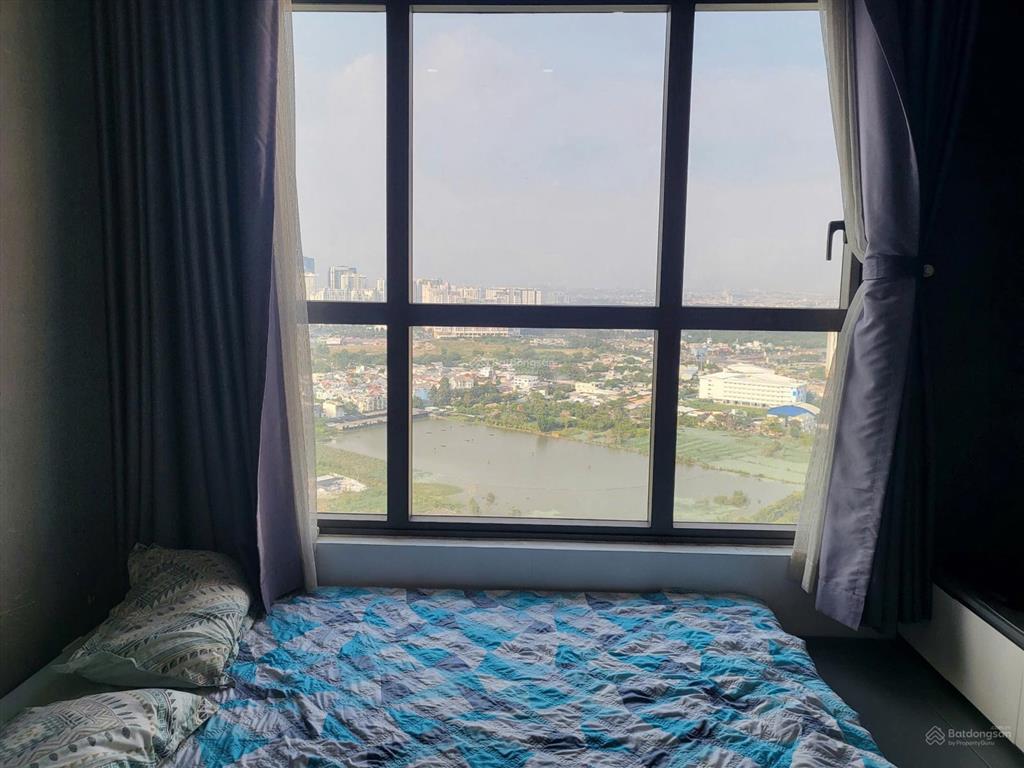 Cho thuê 3 phòng ngủ 96m2 full nội thất đẹp the sun avenue giá 22tr/ tháng