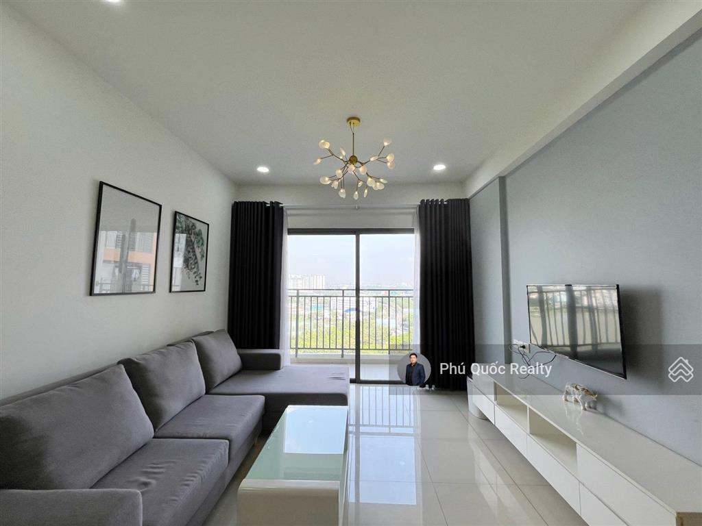 Cho thuê 3 phòng ngủ  2wc the sun avenue giá rẻ 20 triệu/tháng  full nội thất