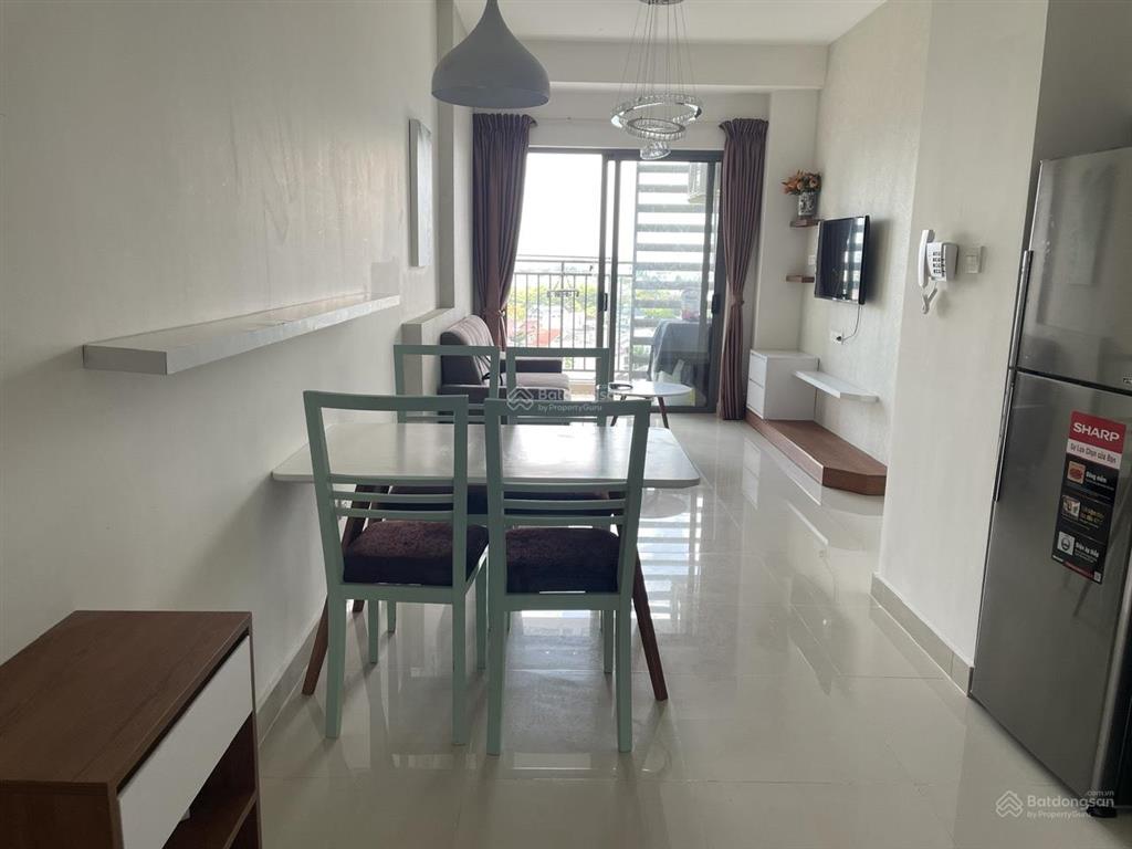 Giá rẻ 15 triệu  cho thuê 1 phòng ngủ + 1 the sun avenue, full nội thất  view mát mẻ