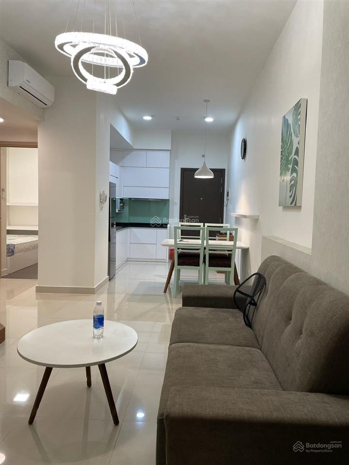 Giá rẻ 15 triệu  cho thuê 1 phòng ngủ + 1 the sun avenue, full nội thất  view mát mẻ