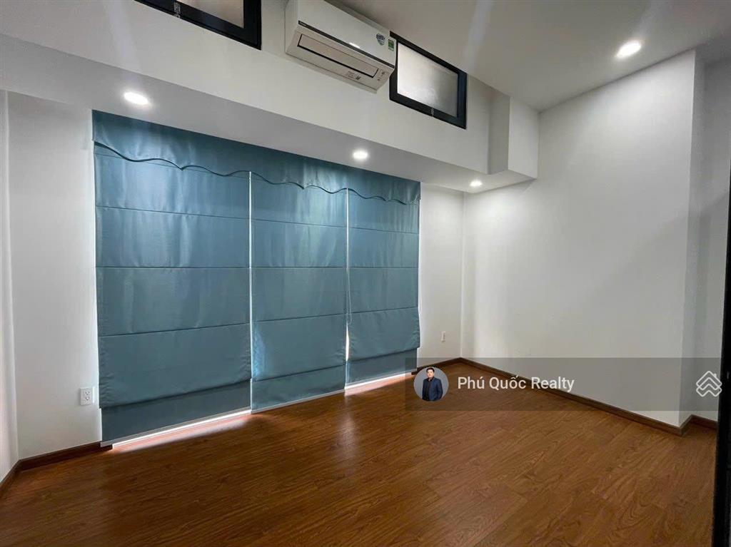 Cho thuê văn phòng làm việc officetel 16 triệu  the sun avenue, 62m2