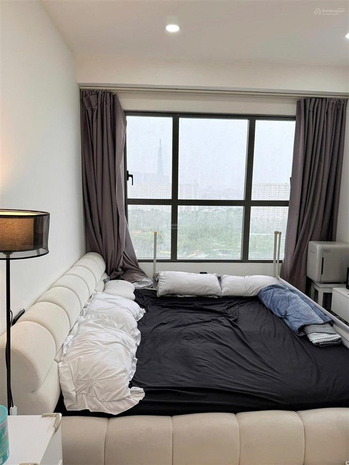Cho thuê căn hộ 2pn 2wc full nội thất  nhà đẹp the sun avenue, tầng cao, view thành phố