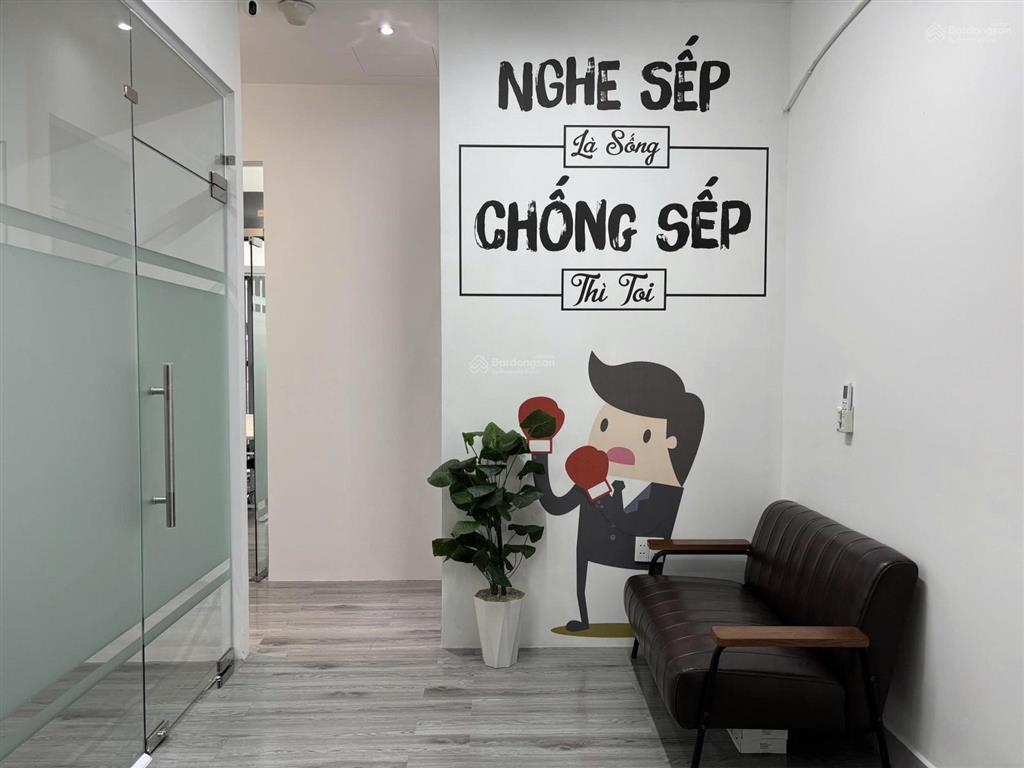 Cho thuê văn phòng làm việc officetel dt lớn 62m2 the sun avenue  ngăn sẵn phòng riêng, có bàn ghế