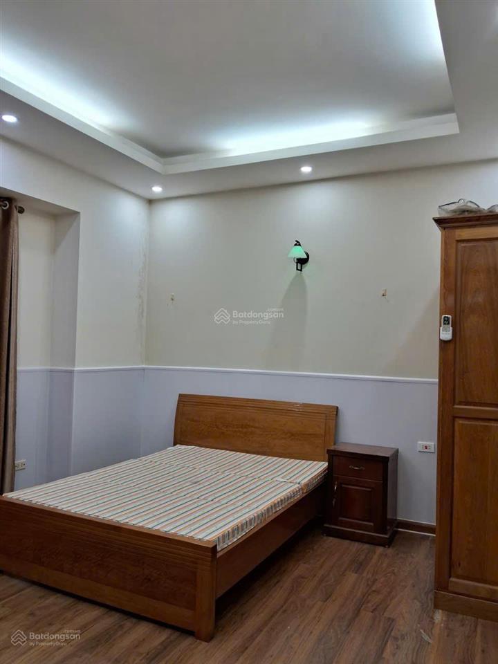 Gia đình cho thuê căn hộ c14 bắc hà 109m2 3 ngủ 2 vệ sinh  0985 409 ***