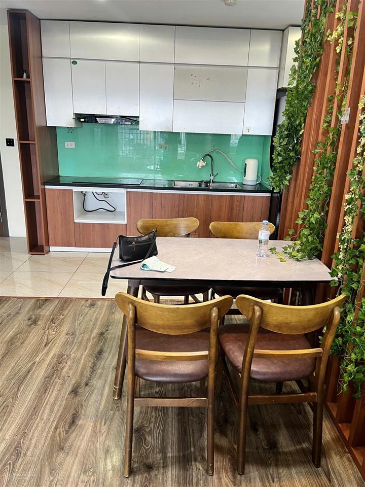Gia đình cho thuê căn hộ ecolife tố hữu 2 ngủ full đồ giá 14 tr/tháng  0985 409 ***