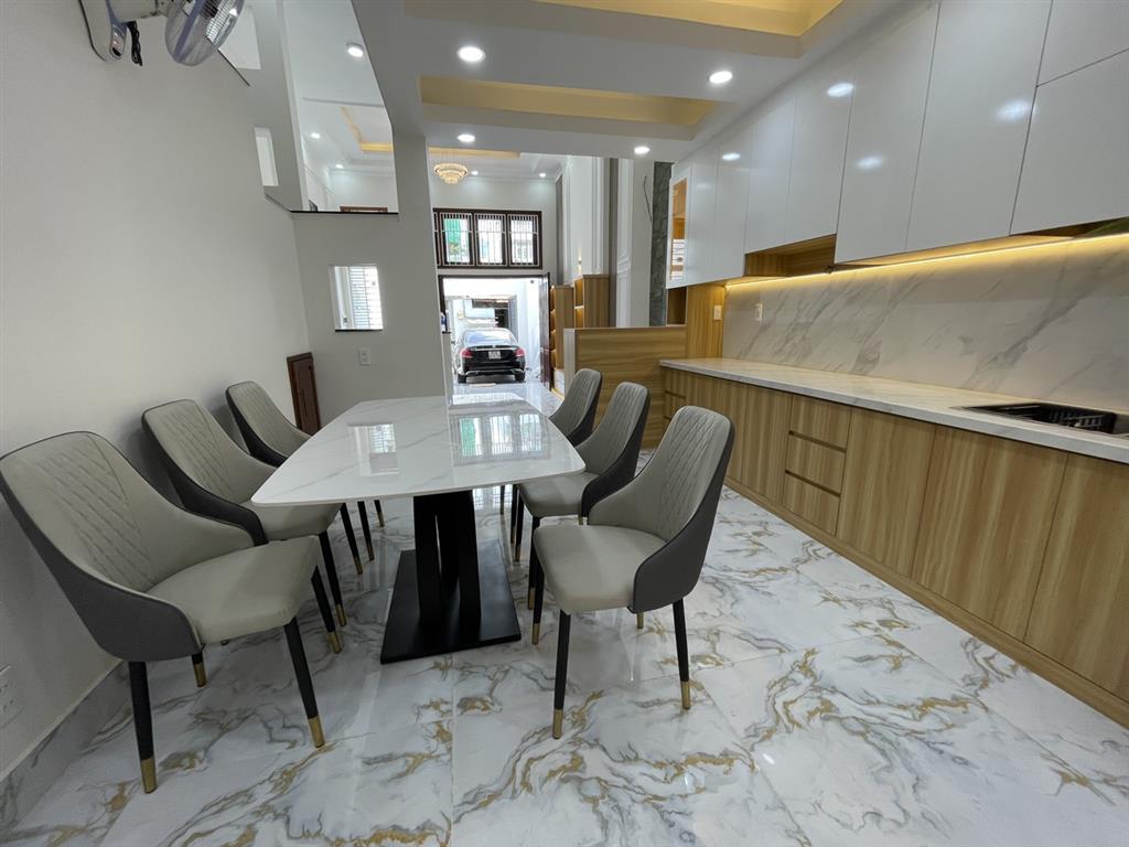 Tốt nhất thị trường ! mặt tiền cộng hòa  gần vincom , 5 tầng , 120m2 , giá chỉ 29 tỷ