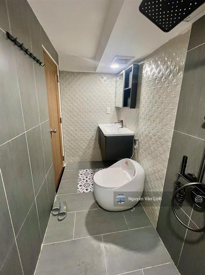 Siêu phẩm ! góc 2 mặt tiền đường phạm văn hai  gần chợ , 4,5mx18m , 5 tầng ,hdt 45tr , chỉ 23 tỷ