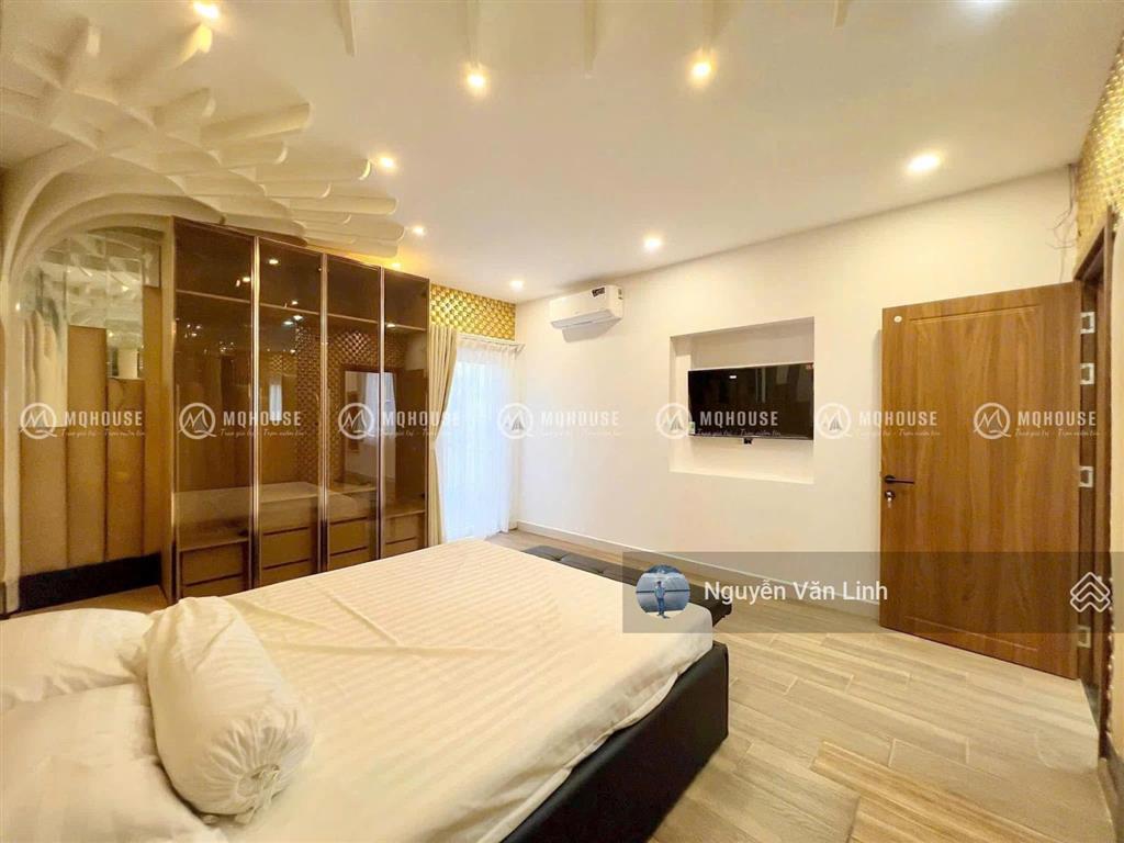 Siêu phẩm ! góc 2 mặt tiền đường phạm văn hai  gần chợ , 4,5mx18m , 5 tầng ,hdt 45tr , chỉ 23 tỷ