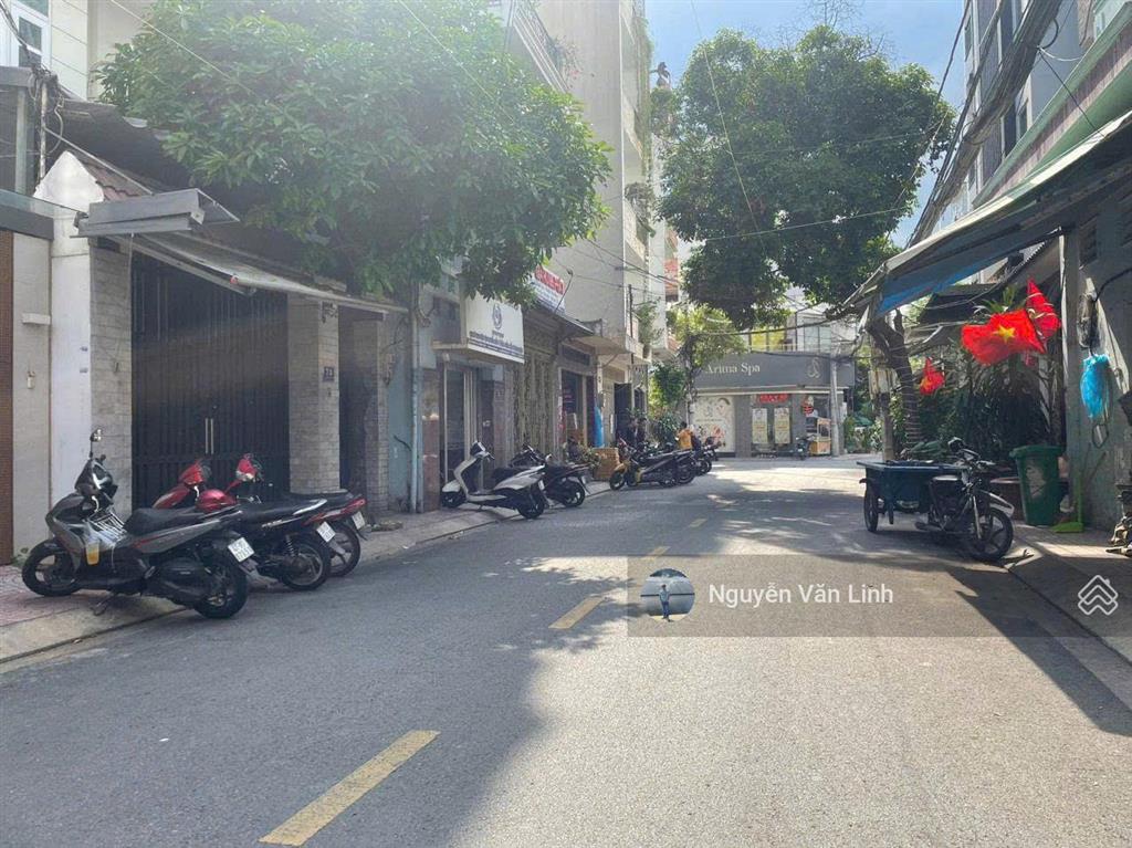 Giá tốt ! nhà mtnb bàu cát , 5.5mx24m , 5 tầng nhà mớicó thang máy , giá chỉ 19,9 tỷ