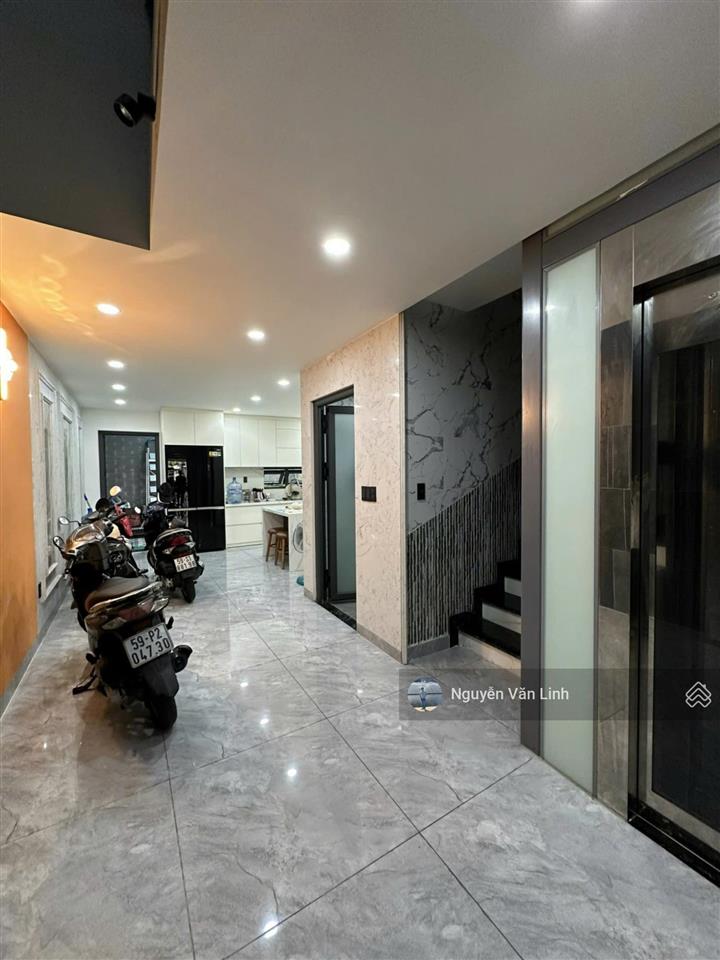 Giá tốt ! nhà mtnb bàu cát , 5.5mx24m , 5 tầng nhà mớicó thang máy , giá chỉ 19,9 tỷ