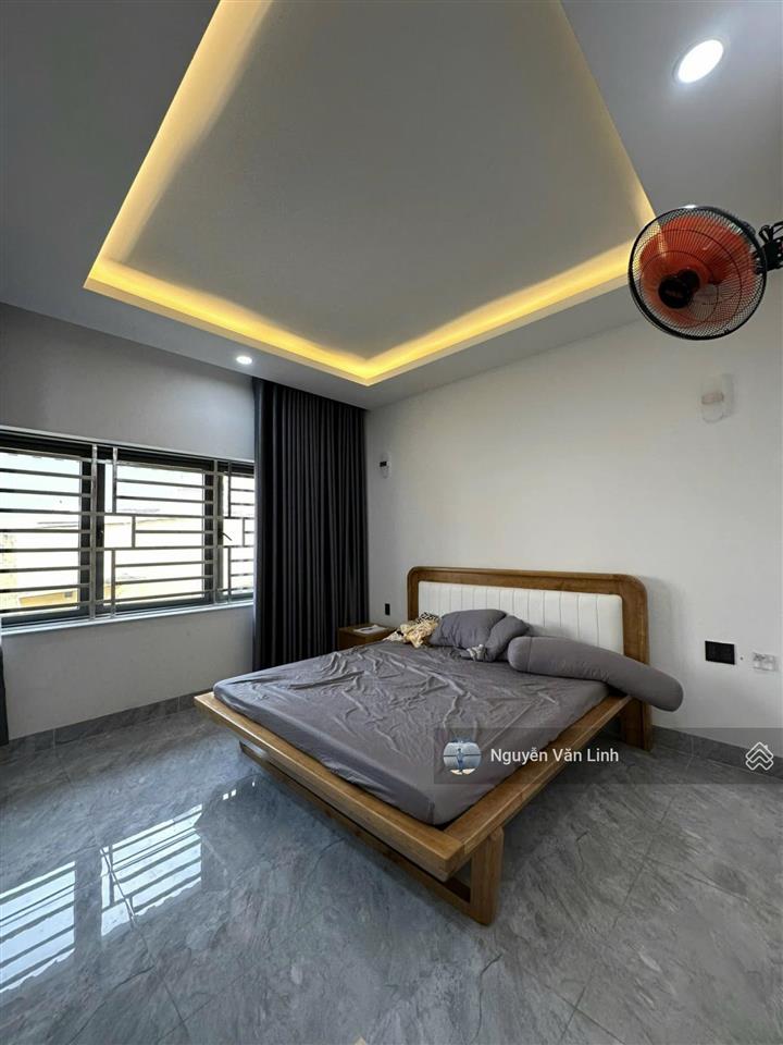 Giá tốt ! nhà mtnb bàu cát , 5.5mx24m , 5 tầng nhà mớicó thang máy , giá chỉ 19,9 tỷ