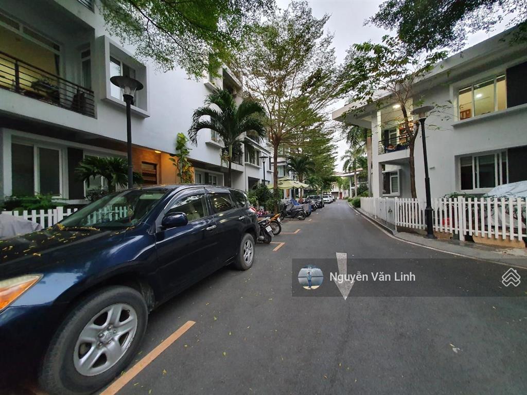 Biệt thự khu vip k300  nguyễn minh hoàng  10m x 16m  3 tầng  giá chỉ 47 tỷ tl
