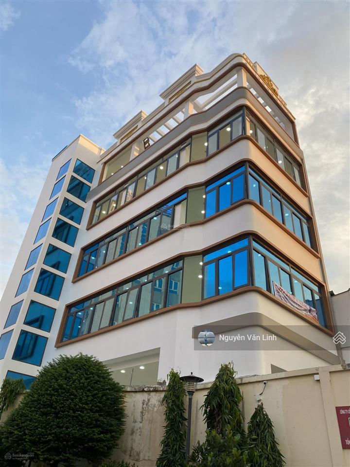 Ngộp bank! bán gấp căn góc 2 hxh nguyễn thái bình  kế vincom, 4,8mx14m, 5 tầng, chỉ 12,5 tỷ