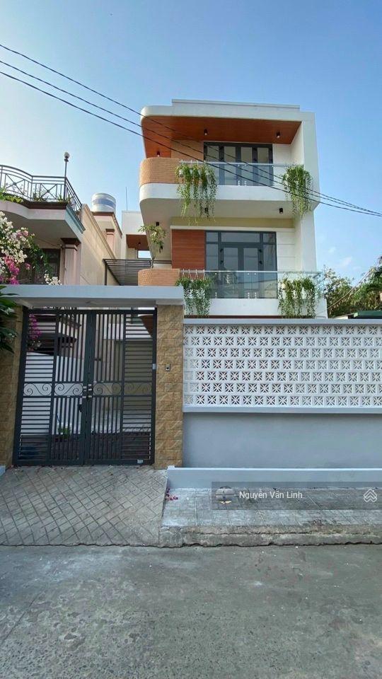 Giá tốt! bán nhà khu sân bay  cửu long p2 tân bình  14m x 14m (160m²), 2 tầng chỉ 20.9 tỷ