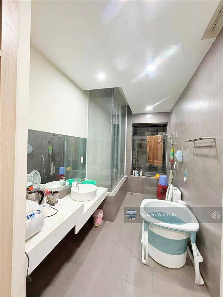 Bán gấp! nhà mặt tiền khu sân bay  giải phóng p4 tân bình, 5,3m x 16m, hầm 5 tầng