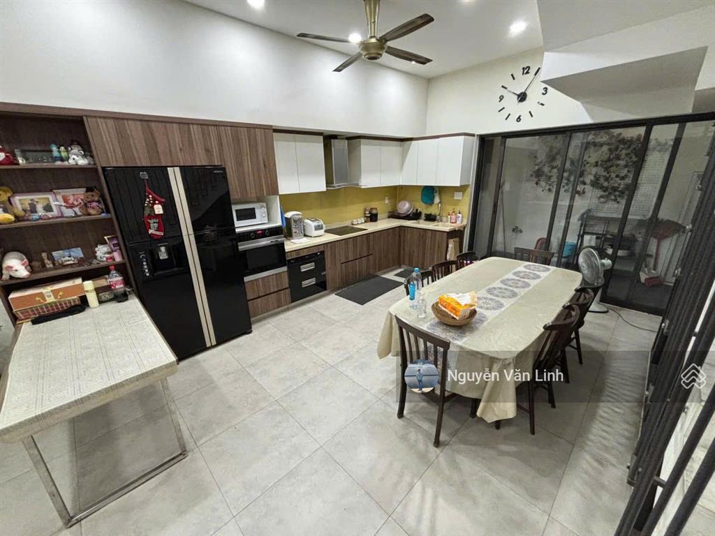 Bán gấp! nhà mặt tiền khu sân bay  giải phóng p4 tân bình, 5,3m x 16m, hầm 5 tầng