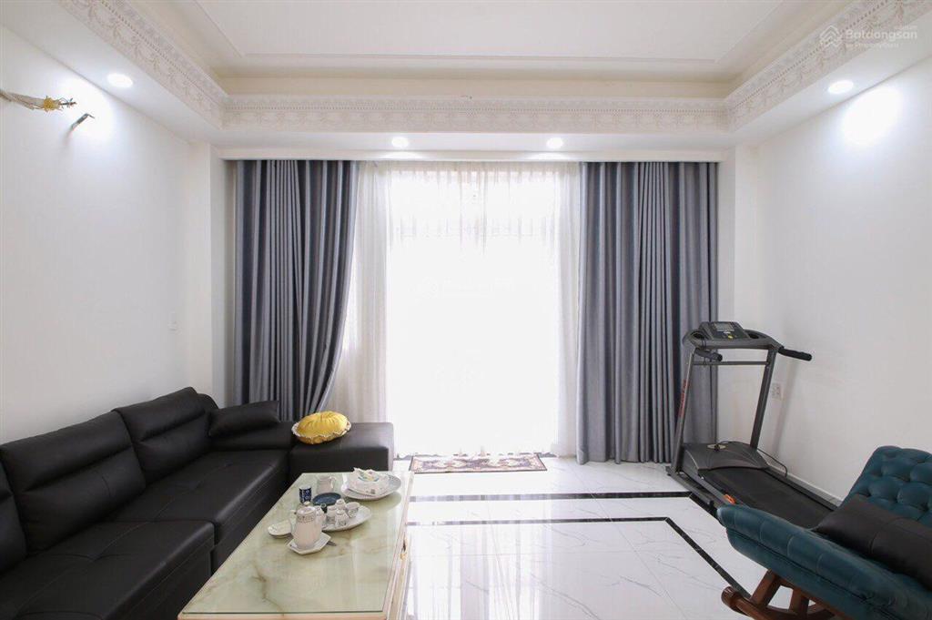 Hàng hiếm! nhà 3 tầng khu vip k300  chỉ 18 tỷ tl