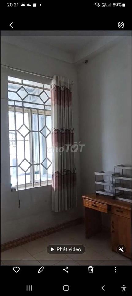 cho nữ thuê phòng máy lạnh 2.5t 