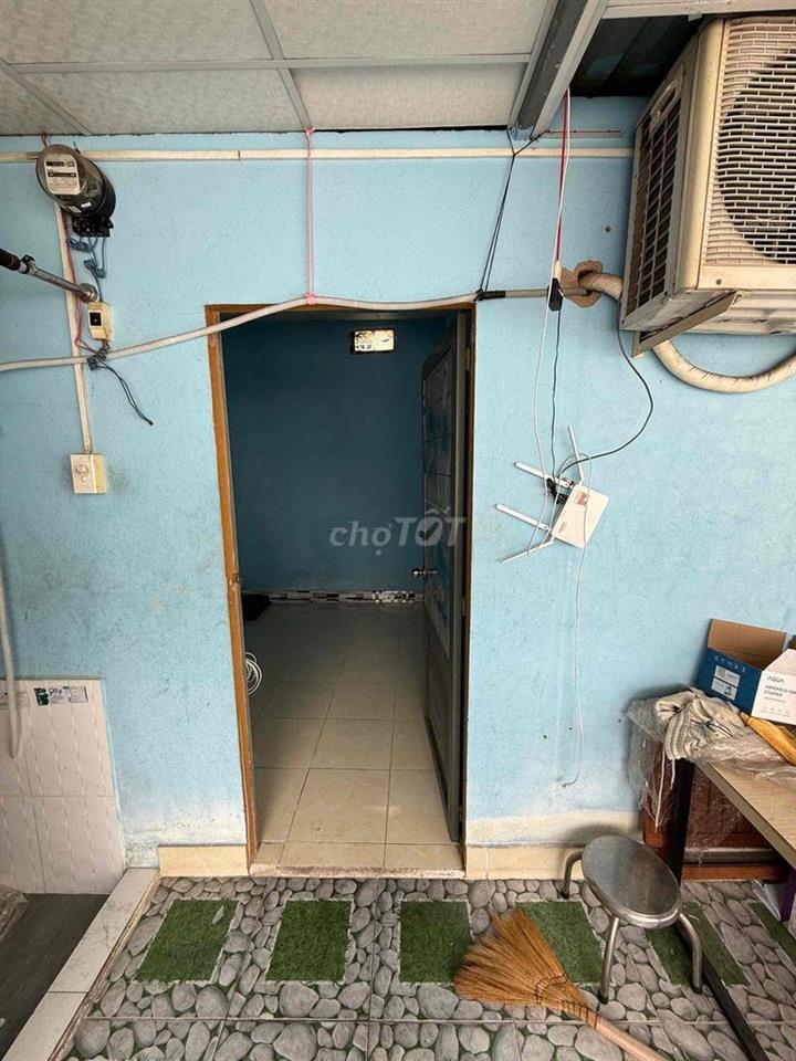 phòng mái lạnh rất sạch xẽ và thoán mát