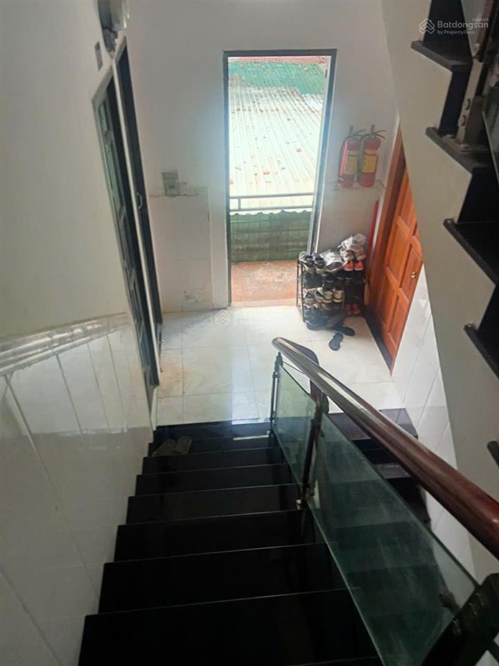 Bán nhà chdv hẻm nhựa xe tải vào cửa 10 phòng cho thuê full 360tr/năm gần hiệp thành city chỉ 6,9tỷ