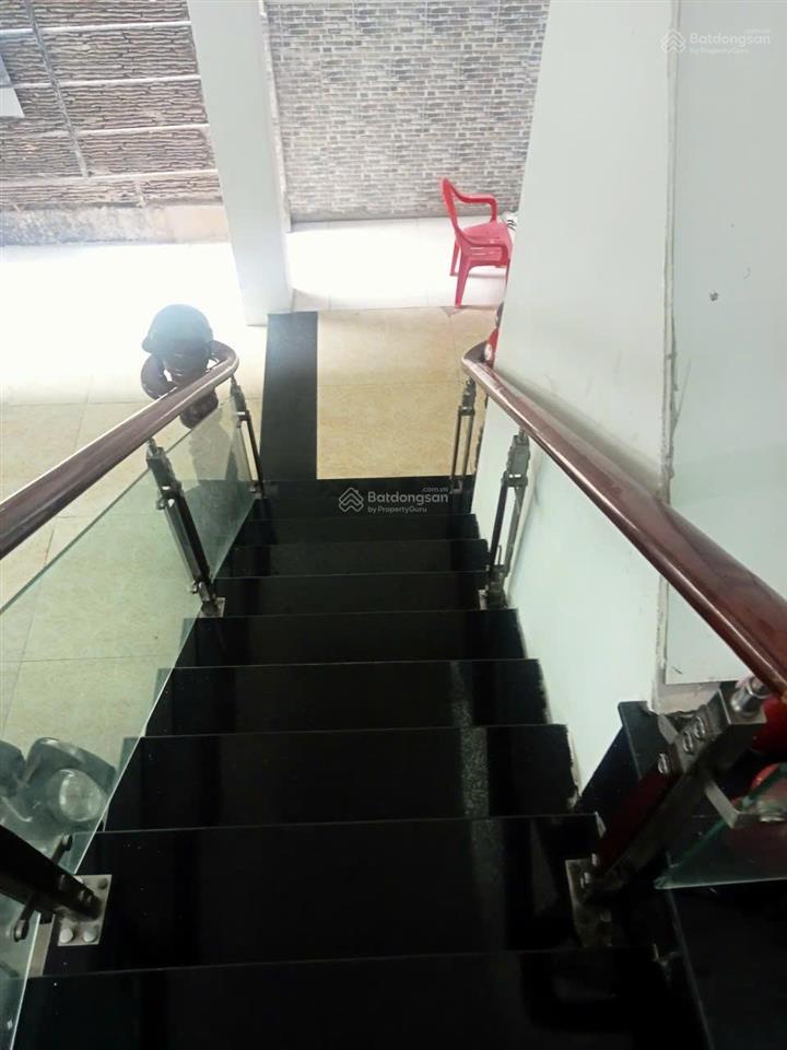 Bán nhà chdv hẻm nhựa xe tải vào cửa 10 phòng cho thuê full 360tr/năm gần hiệp thành city chỉ 6,9tỷ
