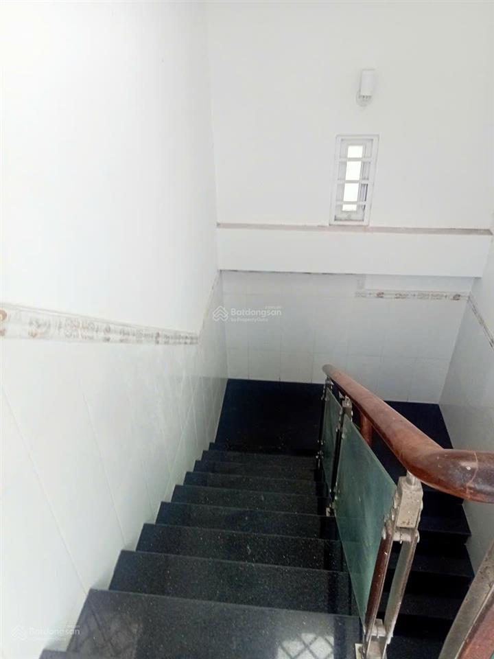 Bán nhà chdv hẻm nhựa xe tải vào cửa 10 phòng cho thuê full 360tr/năm gần hiệp thành city chỉ 6,9tỷ