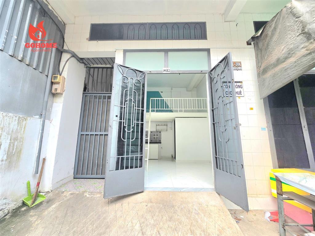 Cho thuê phòng mặt tiền có gác tiện vừa ở vừa kinh doanh cư xá bà điểm gần bến xe an sương 3,9tr