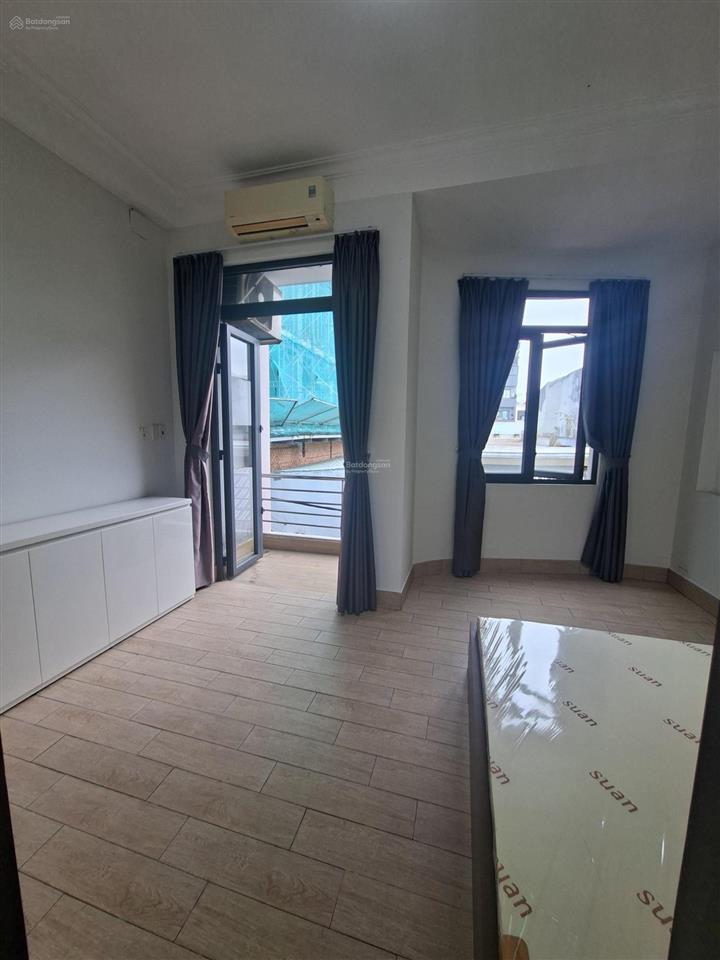 Phòng full nội thất gần trường đh văn lang