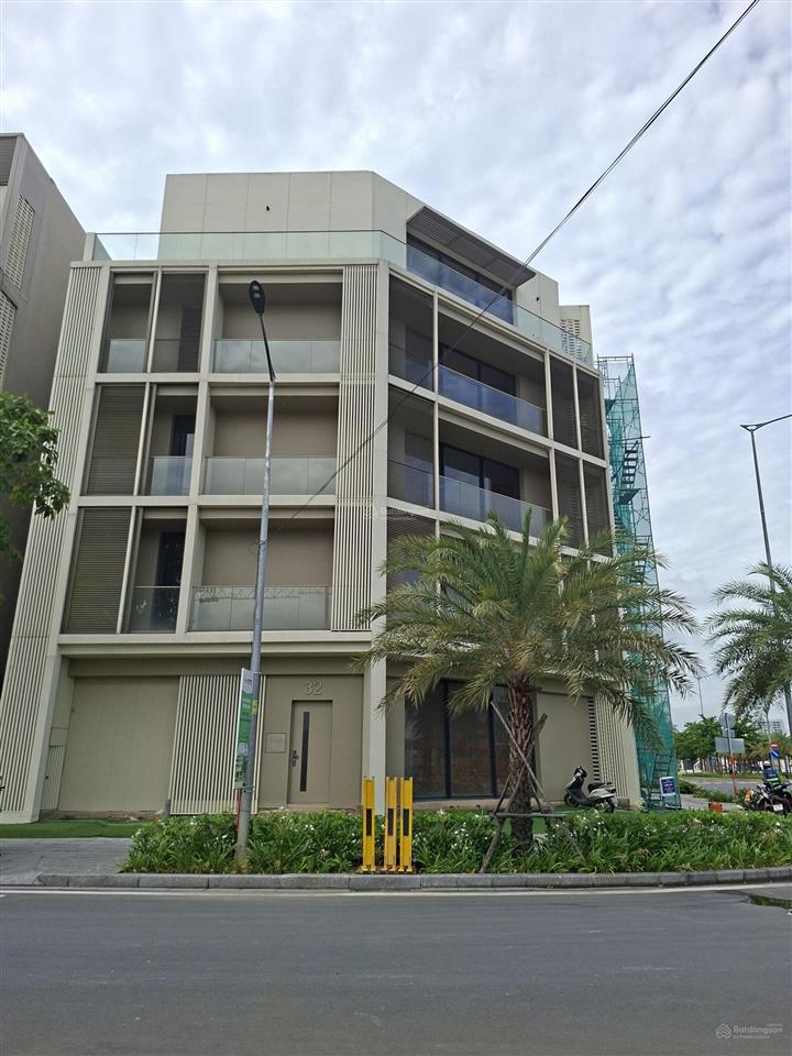 Cho thuê shophouse nhà phố thương mại căn góc 3 mt