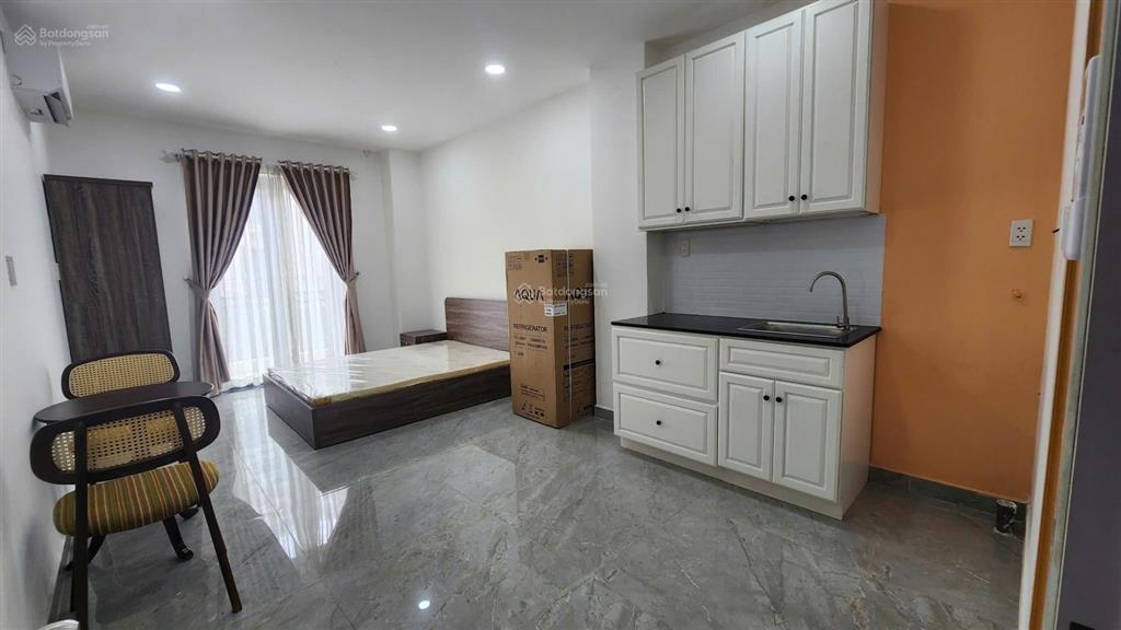 Phòng full nội thất cao cấp kdt vạn phúc city