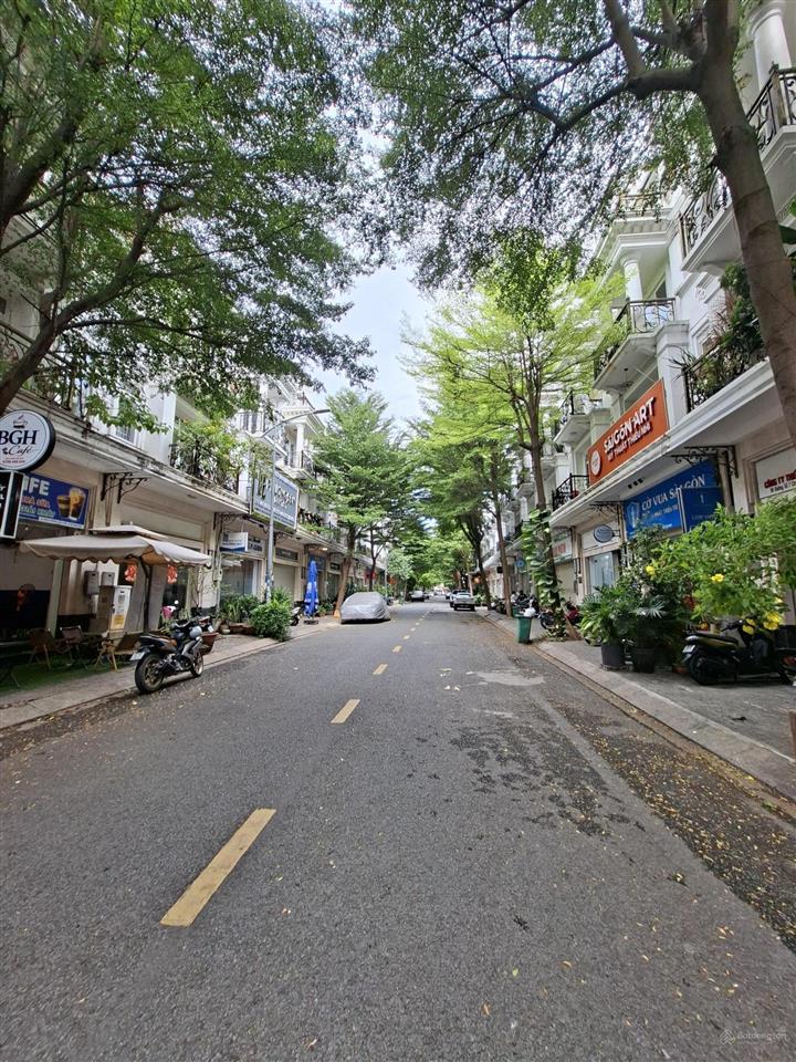 Bán bt tại cityland center hills, 24 tỷ, 100m2, 5pn, 4wc, phong cách châu âu