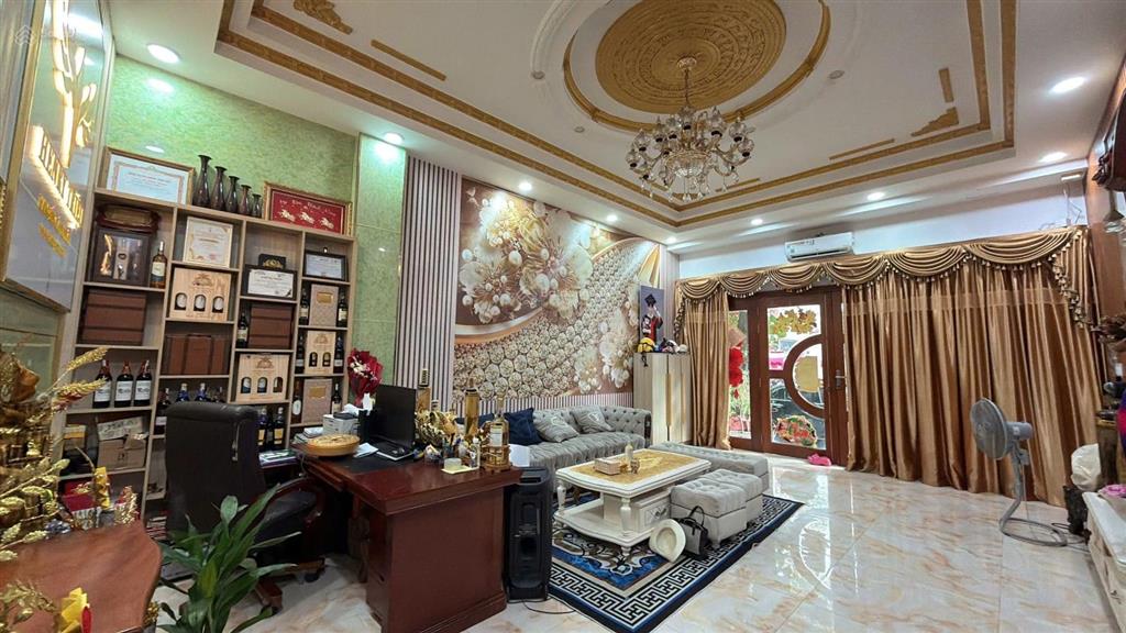 Bán bt tại cityland center hills, 24 tỷ, 100m2, 5pn, 4wc, phong cách châu âu
