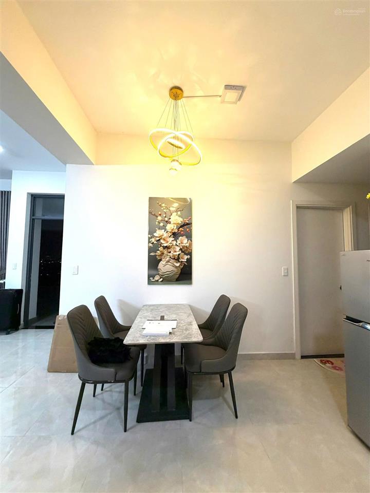Bán căn hộ góc marina tower quốc lộ 13, tp.hcm