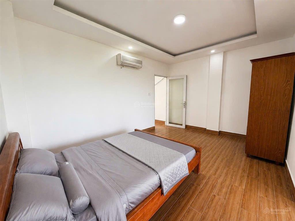 Cho thuê phòng 2 phòng ngủ tách 1 phòng bếp