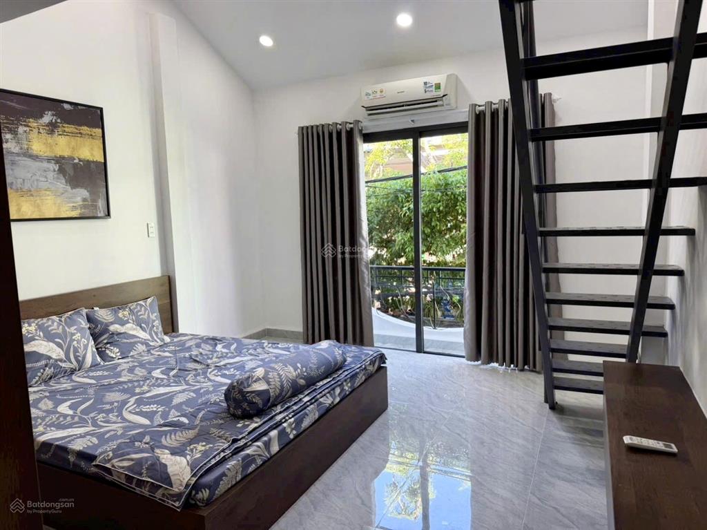 Nhà trung tâm nha trang gần biển