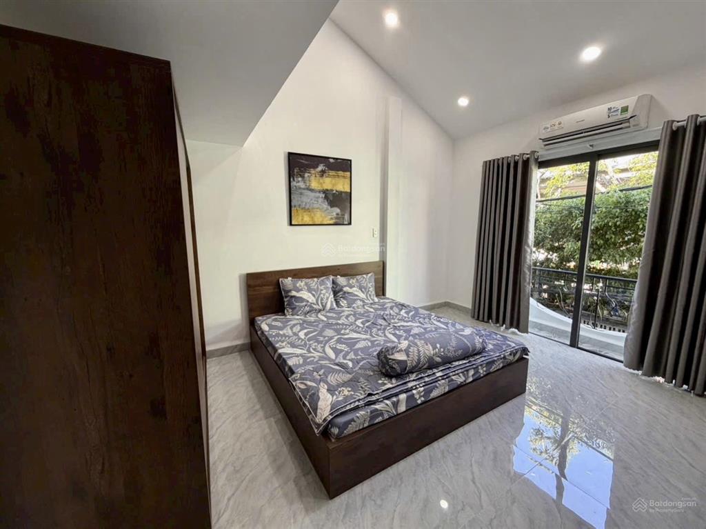 Nhà trung tâm nha trang gần biển