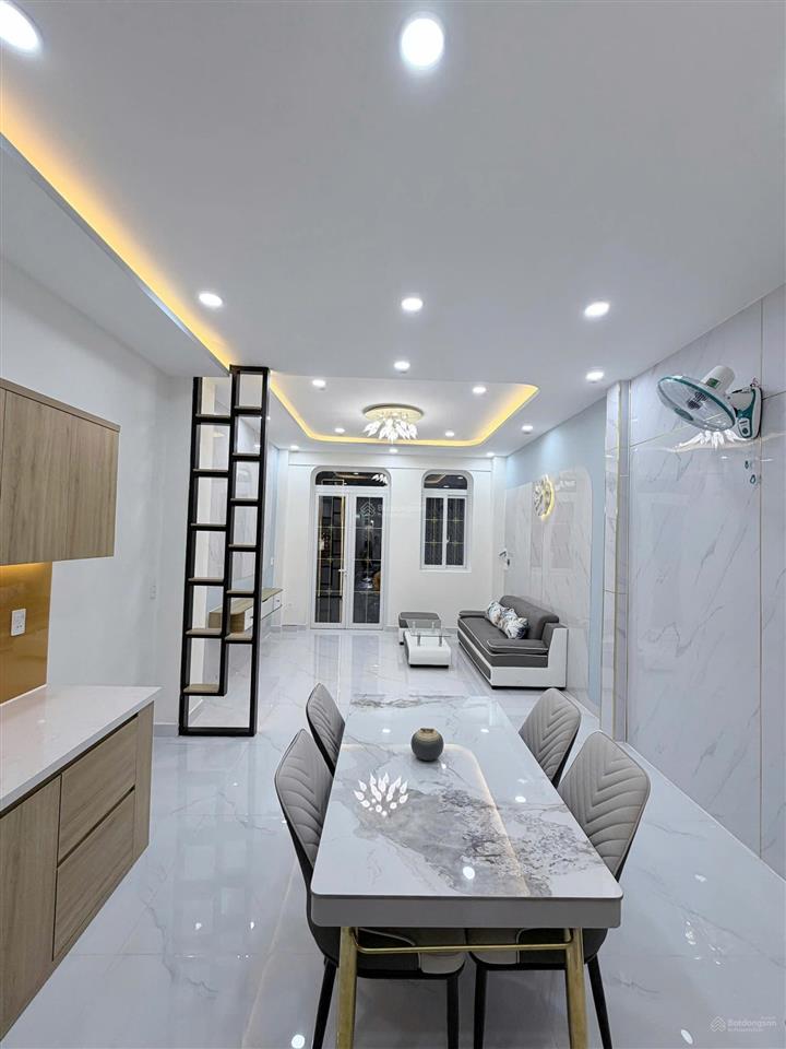 Bán nhà 1 trệt 1 lầu mới đẹp 100%  đường nguyễn suý, tân phú