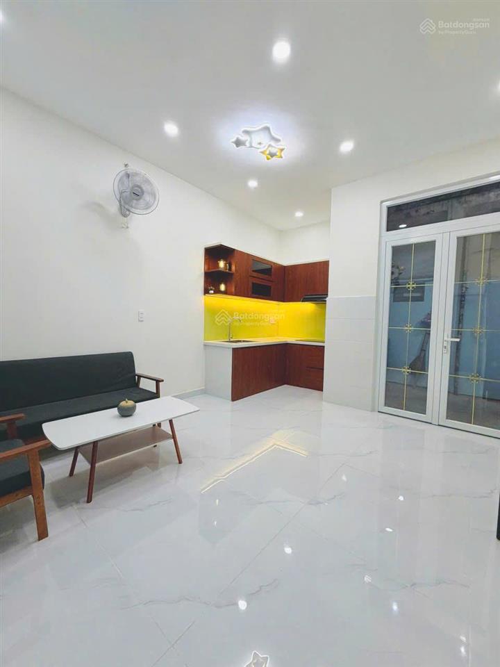 Bán nhà 1 trệt 3 lầu + sân thượng mới đẹp 100%  đường trường chinh  quận tân bình