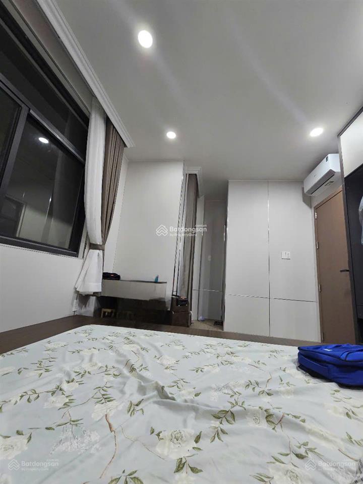 Bán gấp lk đầy đủ nội thất 130 mét đơn giá tốt để đầu tư  có sẵn dòng tiền cho thuê