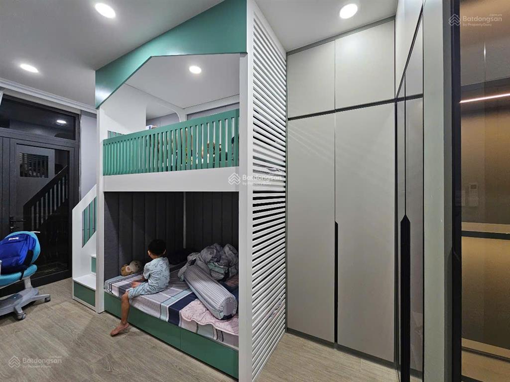 Bán gấp lk đầy đủ nội thất 130 mét đơn giá tốt để đầu tư  có sẵn dòng tiền cho thuê