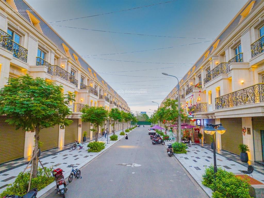Chính chủ ra hàng gấp căn liền kề vị trí đẹp  giá tốt để đầu tư