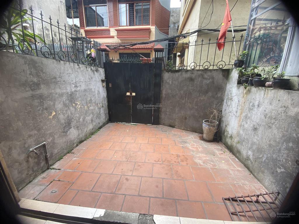 Cho thuê nhà riêng tại số 34 ngõ 667/9 nguyễn văn cừ, 5.5 triệu/th, 80m2